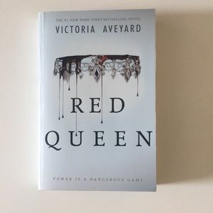 Red Queen by Victoria Aveyard